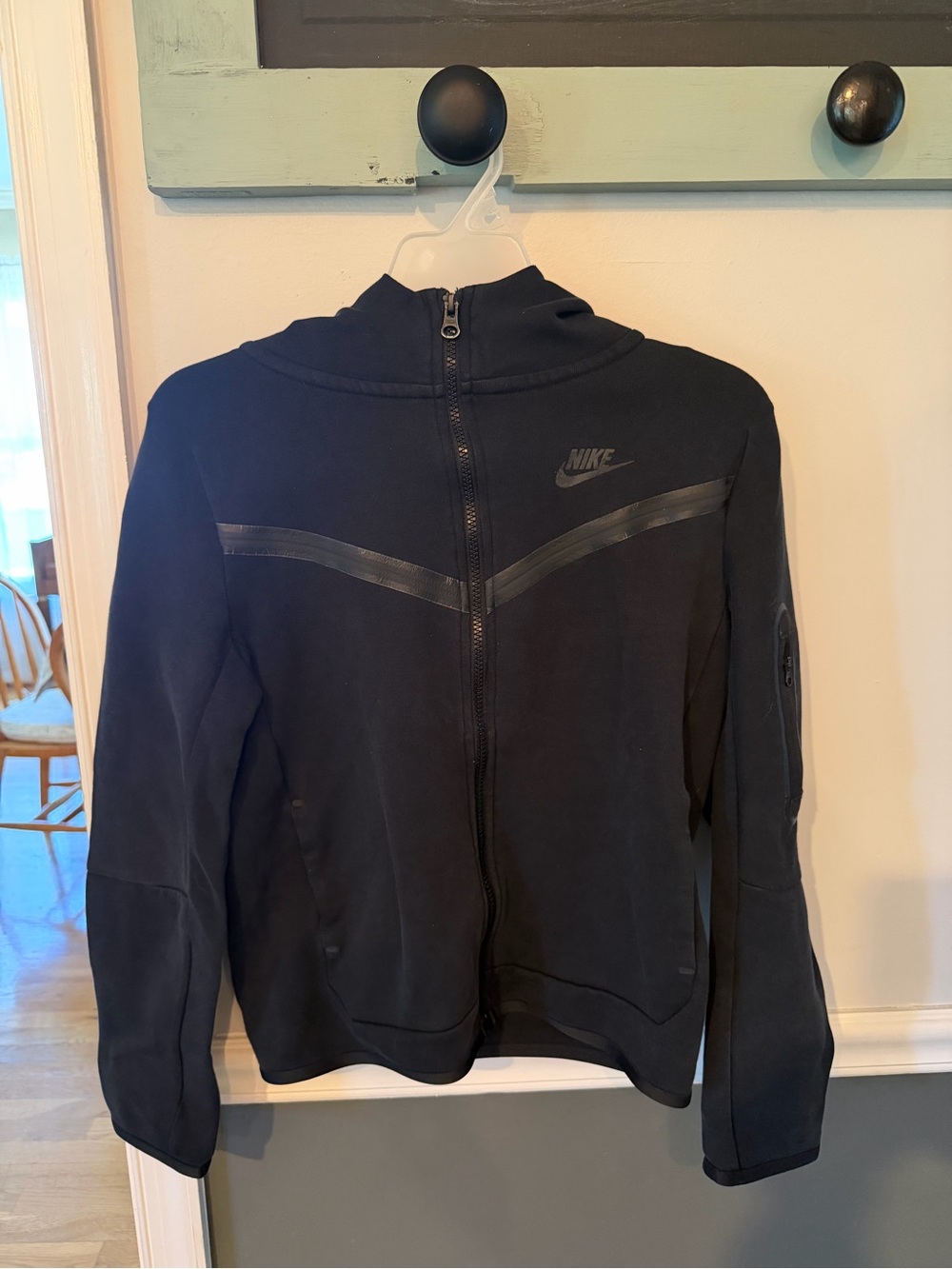 Nike Tech Youth Black Full-Zip Hooded Jacket size YL